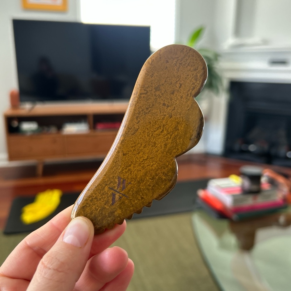 WONDER VALLEY GUA SHA STONE